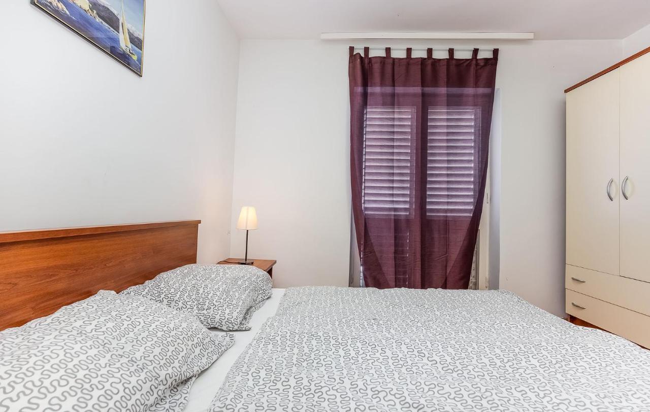 Appartement Dubravka à Poreč Extérieur photo